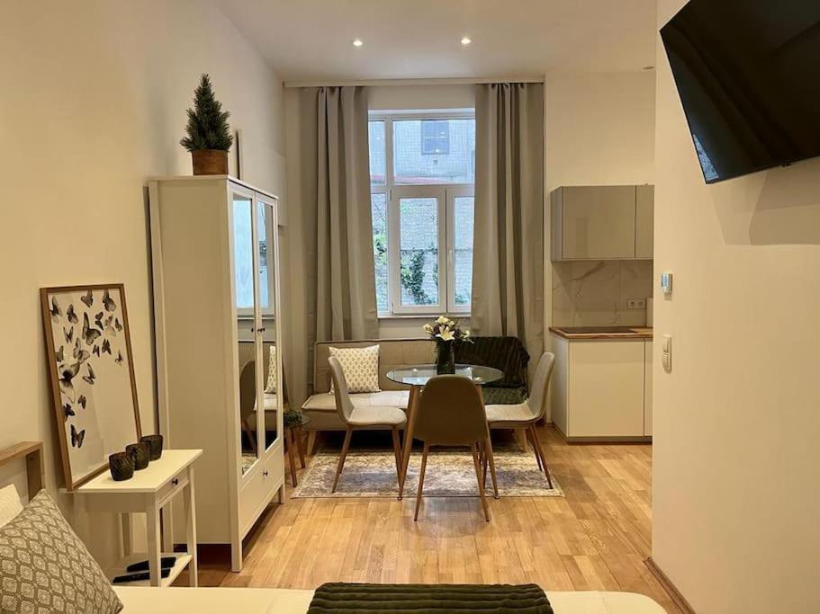 Gemuetliches Studio Apartment Wien Exterior foto