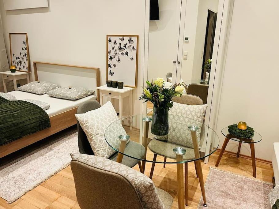 Gemuetliches Studio Apartment Wien Exterior foto